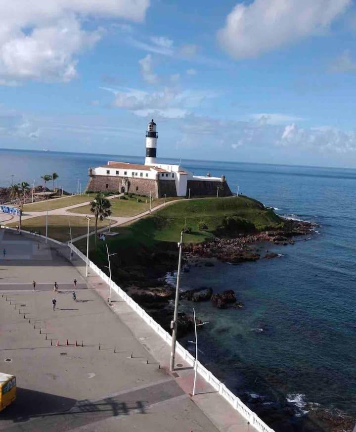 Apartamento No Farol Da Barra. Vista Deslumbrante Para O Mar! No Circuito Do Carnaval. Ao Lado Do Porto Da Barra ! Salvador Esterno foto